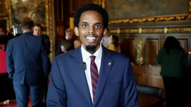 SHARCIGA LA ASMEEYEY 