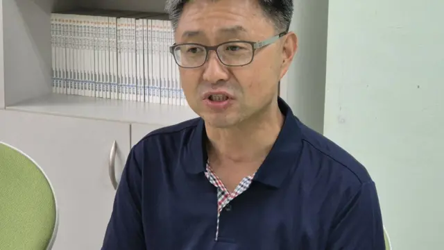 시위를 총지휘한 한국환자단체연합회의 안기종 회장은 '우리는 그 누구의 편도 아니다'라고 했다