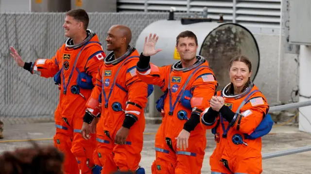 Экипаж миссии Артемида-2