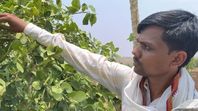 शेतकरी महेश सांगळे