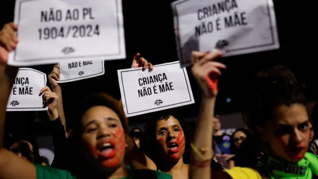 Aprovaçãojogo de betsurgência do projeto gerou protestos; na imagem, manifestaçãojogo de betsSP na quinta-feira (13/6)