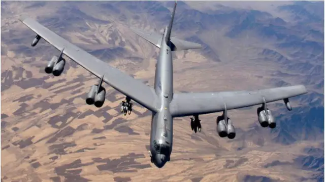 Xayaara waraanaa B-52