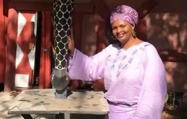 AdaEze Naja Njoku, umunyamerika wabaye mu gisirikare cya Amerika mbere yo gutaha muri Afurika