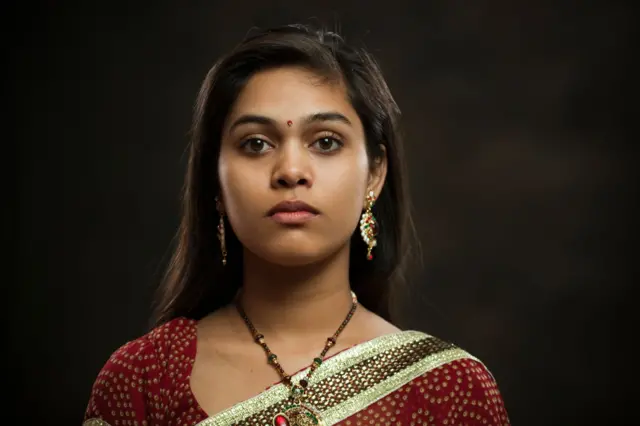 सध्याची लग्ने अनेक कारणांनी अडचणीत आहेत.