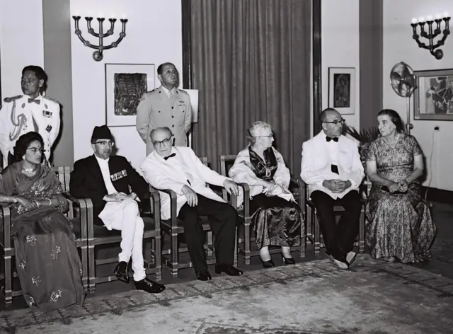 राजा महेन्द्रको सम्मानमा जेरूसलेममा आयोजित भोज