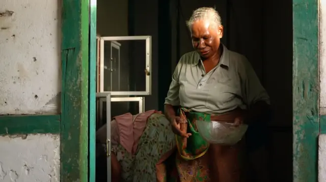 mama tua keluarga kapaur