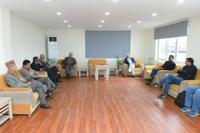 एमाले पार्टी बैठक