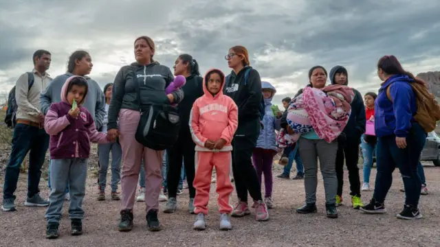 बाइडन के शासन के दौरान दिसंबर 2023 में सर्वाधिक 2 लाख 50,000 आप्रवासी सीमा पार करते हुए पकड़े गए थे