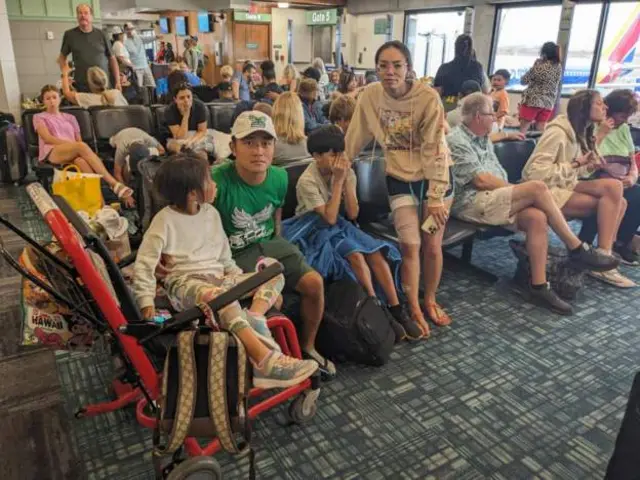 এয়ারপোর্ট