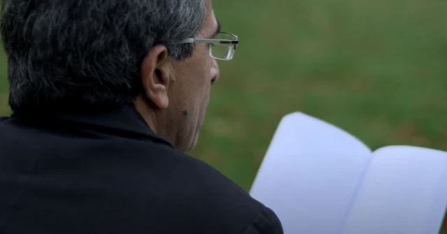 او در برلین «خانه هنر و ادبیات هدایت» را پایه‌گذاری کرد که از ۱۳۸۲ به مثابه یک کانون یا آموزشگاه فرهنگی، کلاس‌ها و کارگاه‌های متعدد ادبی برگزار نمود