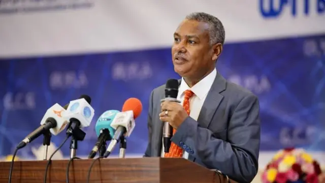 Dubbii Himaan Mootummaa Federaalaa, Dr Laggasaa Tulluun, naannoleen Amaaraafi Tigraay wal himatuurra mariin akka rakkoo furan dhaaman