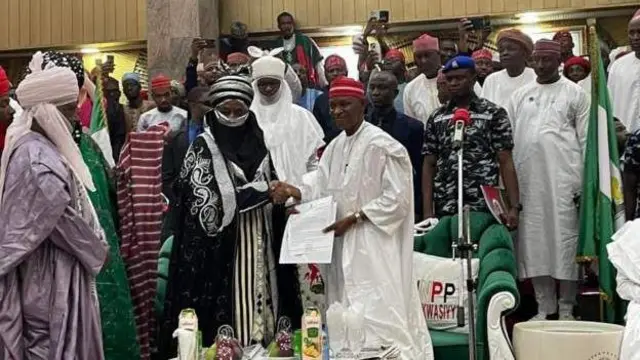 Muhammed Sanusi II na Gọvanọ Abba Yusuf