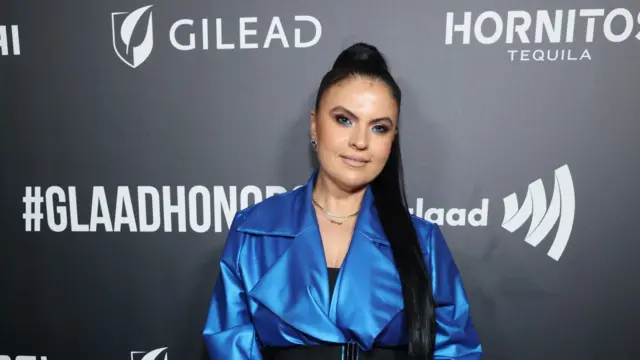 Vassy на церемонії вручення премій ЛГБТ-організацією ГЛААД