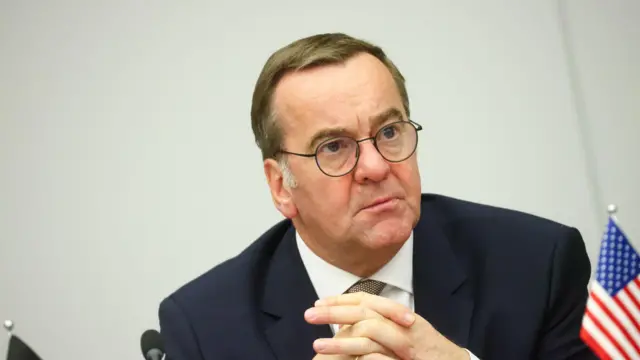 وزیر دفاع آلمان