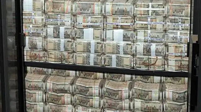 रांची में कांग्रेस सांसद धीरज साहू के ठिकाने से मिला रुपया