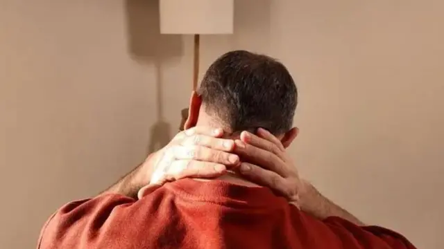 गर्दन में दर्द