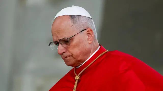 البابا لاون الرابع عشر