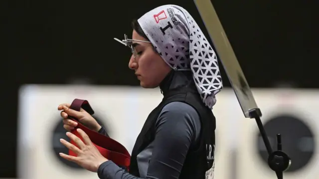 هانیه رستمیان