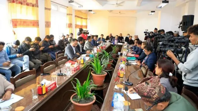 एनसेलको स्वामित्व बिक्री विवादबारे संसदीय समितिहरूले चासो देखाइरहेका छन्