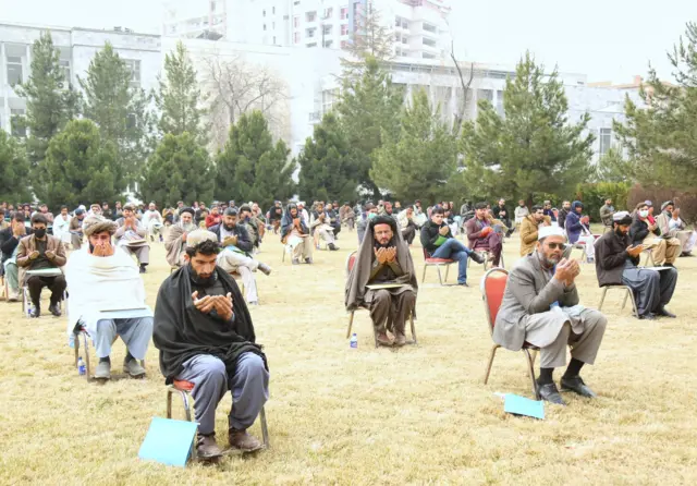  امتحان ورودی در محوطه وزارت خارجه برگزار شد