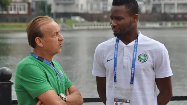 Super Eagles Coach Gernot Rohr dey plan sumtin with Captain Mikel Obi
