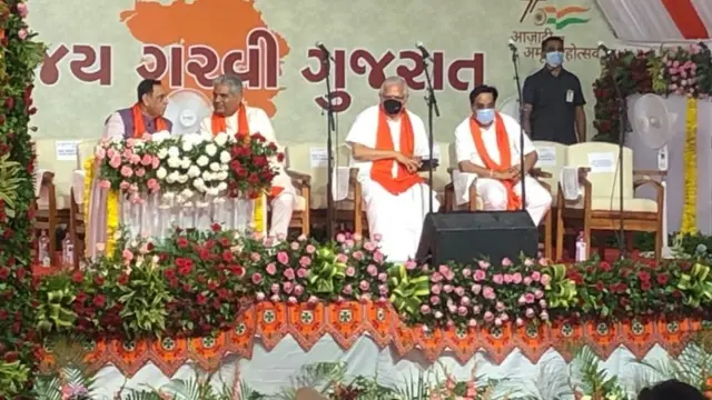 મુખ્ય મંત્રી સહિત સમગ્ર મંત્રીમંડળ બદલાયું