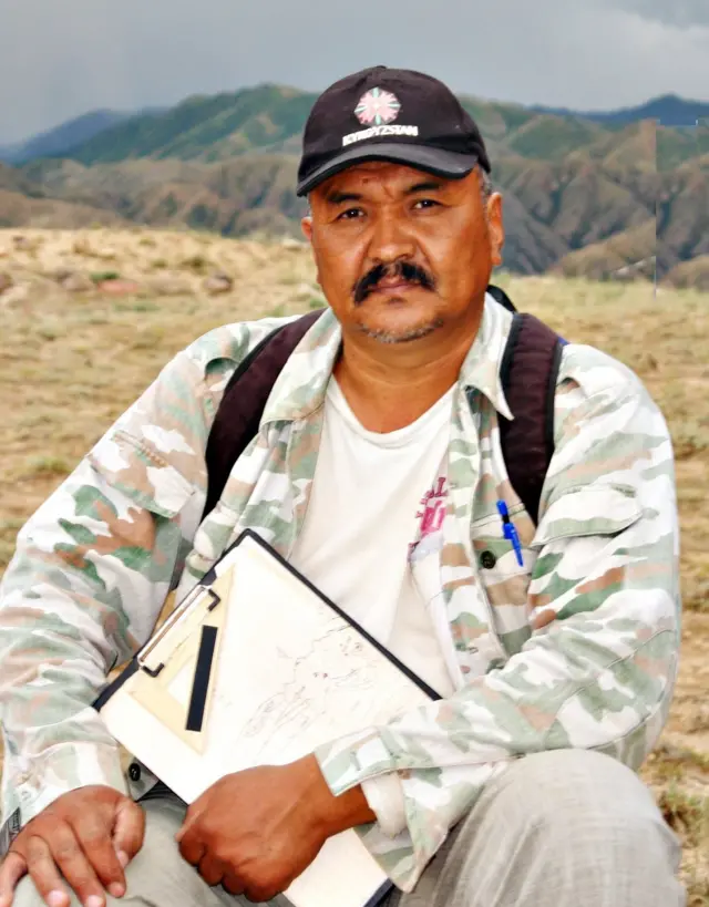 Белгилүү археолог окумуштуу Кубат Табалдиев