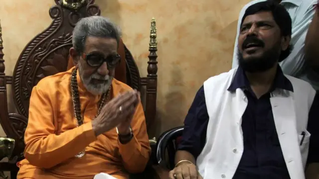 बाळासाहेब ठाकरे आणि रामदास आठवले