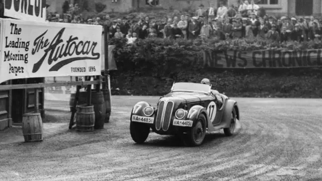 ب‌ام‌و می‌گوید جلوپنجره جدید، برگرفته از مدل اسپرت کارخانه در دهه سی است