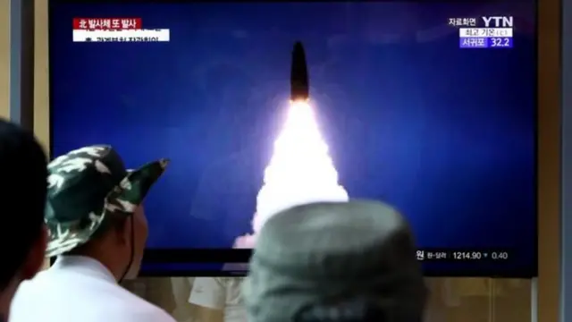 அணுஆயுதத்தை தயாரிக்க இணைய திருட்டில் ஈடுபட்ட வடகொரியா