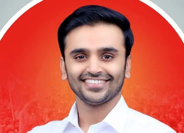 अनिकेत देशमुख