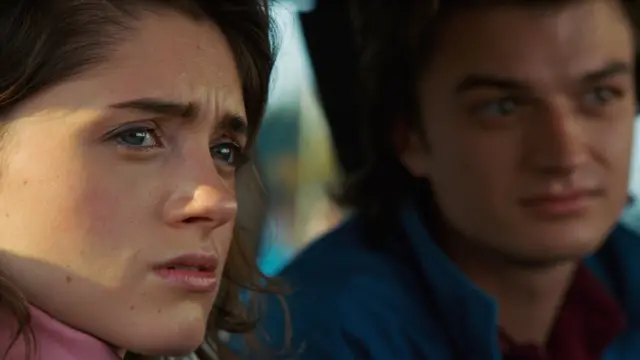 Nancy y Jonathan, personajes de Stranger Things