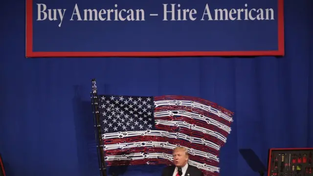 डोनल्ड ट्रंप