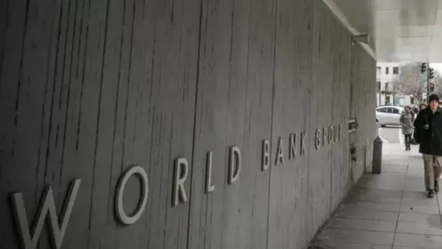 જે કોઈ વ્યક્તિ વર્લ્ડ બૅન્કનું આગામી અધ્યક્ષ બનશે, તેની સામે વધારાના નાણાં વગર ઓછી આવકવાળા દેશોની આર્થિકજરૂરિયાતોને પૂર્ણ કરવાનો પડકાર હશે