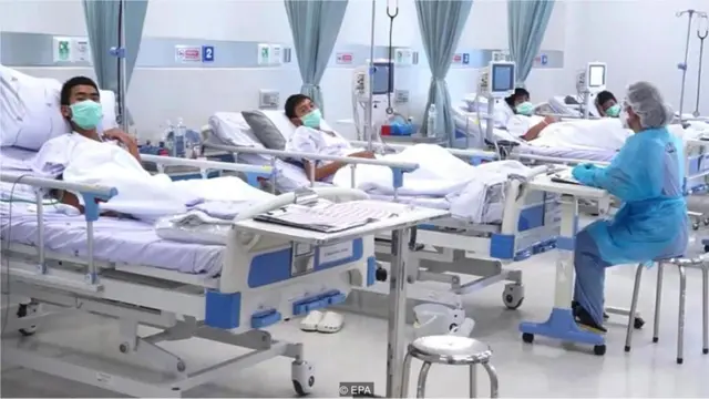 Meninos resgatadosganhe jogandocaverna na Tailândia se recuperamganhe jogandohospital