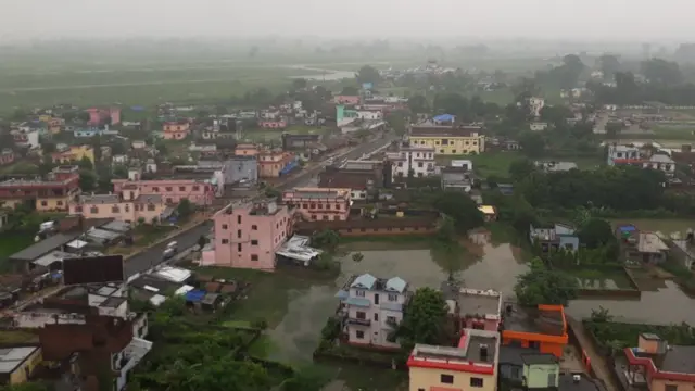 बाढीको वितण्डा