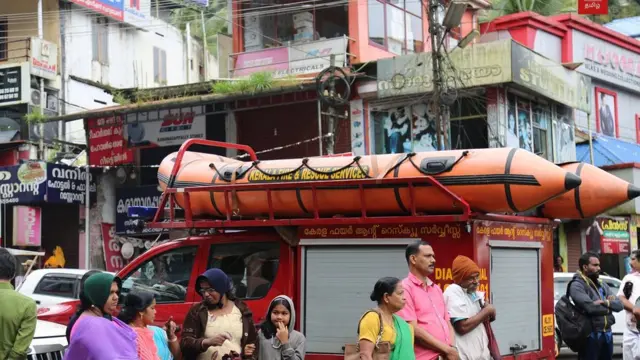 கேரள பெருமழை (புகைப்படத் தொகுப்பு)