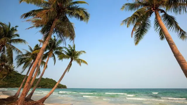 富国岛翡翠色的海水