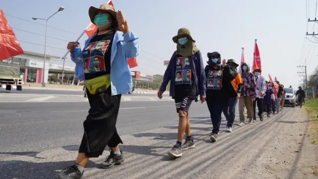 แม่นักกิจกรรมเดินทางไกล