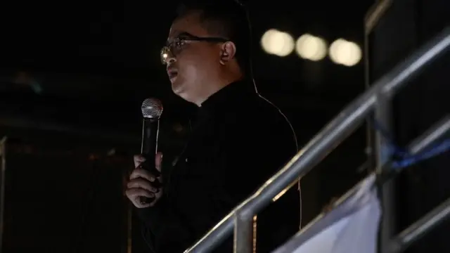 ประท้วง