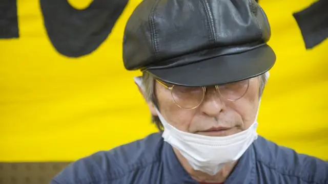 รูปโคลสอัพ คนพูด