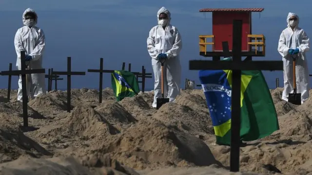 protest ispred parlamenta brazila zbog pandemije