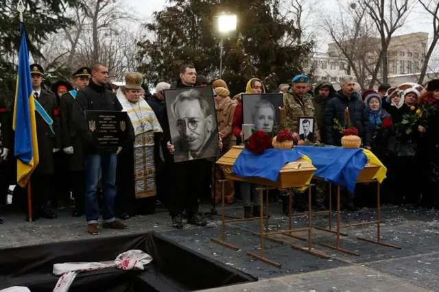 Перепоховання Олександра Олеся і дружини в Києві