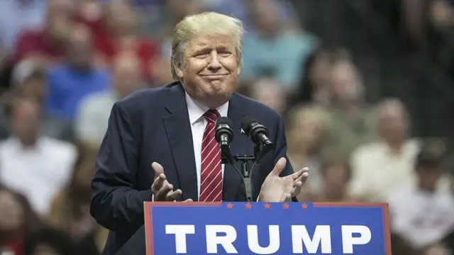 Трамп обещал американцам рабочие места. До эпидемии все шло как нельзя лучше