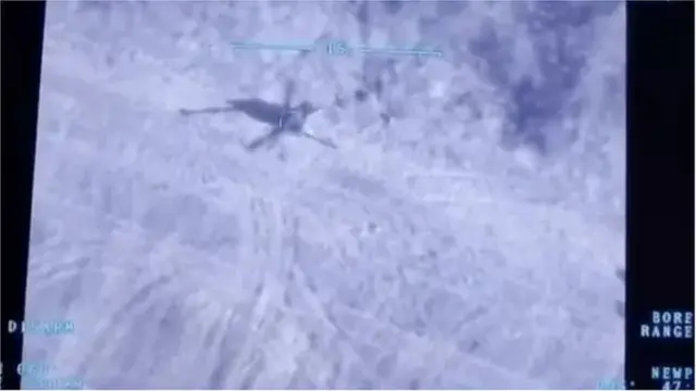 ইউক্রেনের সামরিক বাহিনীর প্রকাশিত একটি ভিডিও থেকে - পূর্বাঞ্চলের বিদ্রোহীদের ওপর ড্রোন হামলার ছবি