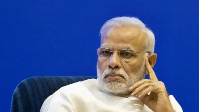 नरेंद्र मोदी