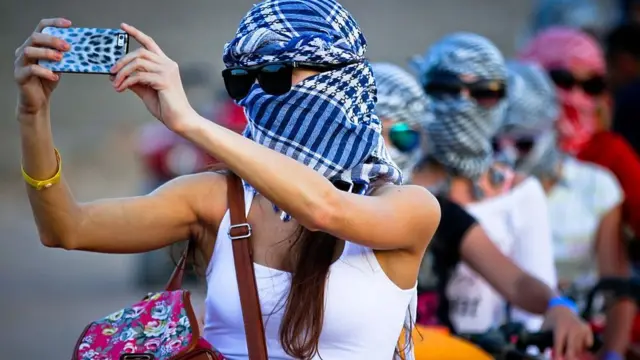 సెల్ఫీ సెన్సేషన్