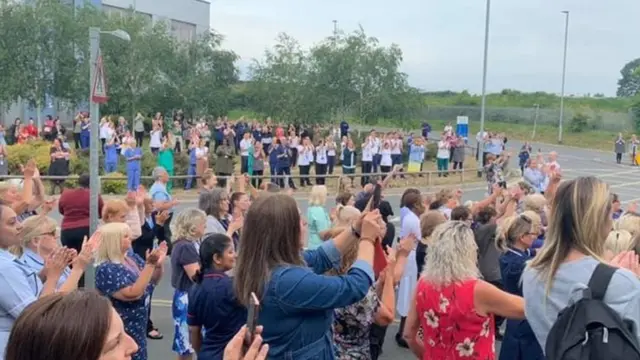 covid 19, virus corona, Indonesia, Inggris