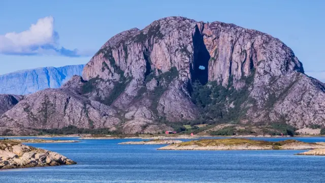 Torghatten looms over the route, easily recognised due to its distinctive hole