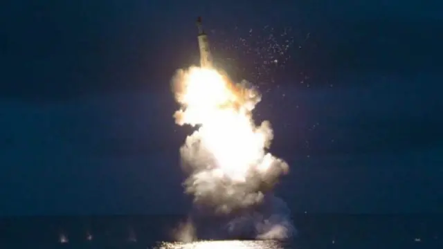 북한은 2016년 8월 24일 함경남도 신포 인근 해상에서 잠수함발사탄도미사일(SLBM)을 시험발사했다